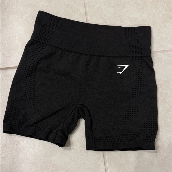 Gymshark Black Women's Athletic Shorts - Picture 1 of 3
